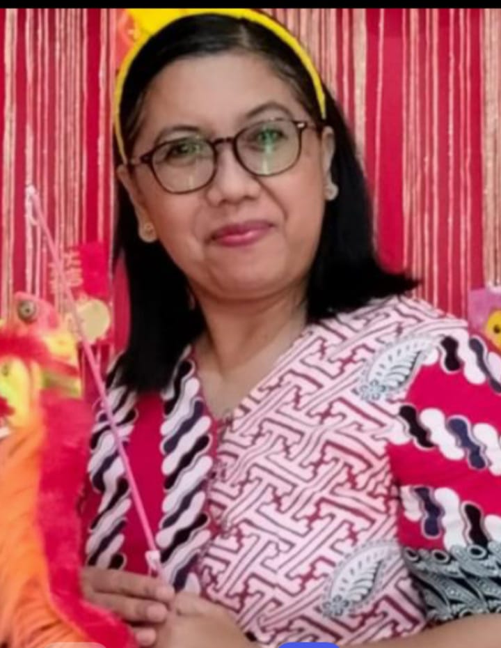Theresia Wiwik Sukesti, S.Pd.